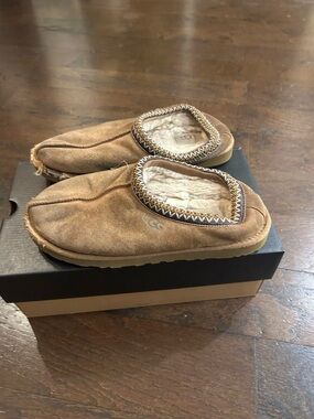 UGG Men’s Chestnut Brown Suede Slip-On Mules